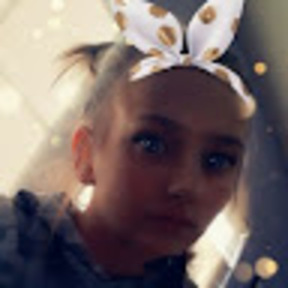 Meet your Posher, Brooke